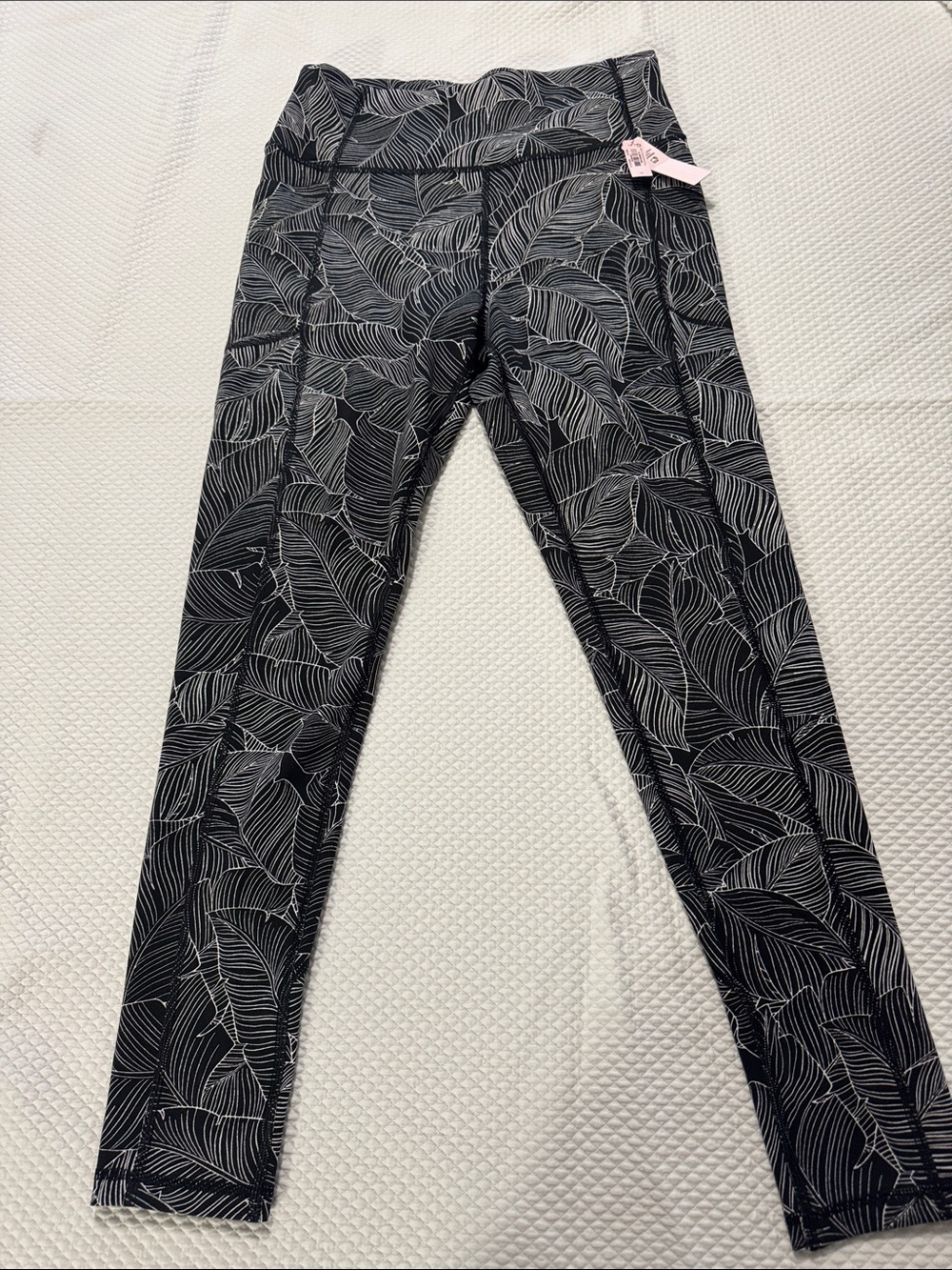 NWT VICTORIA SECRET Black Leaf-Print High-Waist Leggings size 12